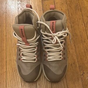 Columbia Women’s Trailstorm Mid Waterproof Hiking Shoe